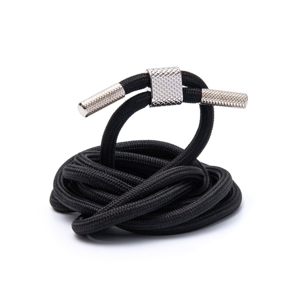 Чорний шнурок